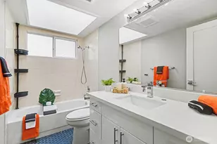 14023 SE 60th St, Bellevue, WA 98006 - Photo 35