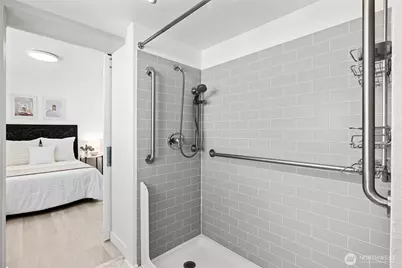 523 Williams Avenue S, Renton, WA 98057 - Photo 17