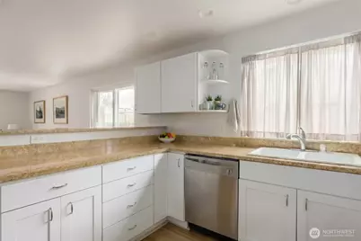 2414 SW Holden Street #B, Seattle, WA 98106 - Photo 3