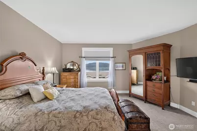 6426 Ivy Street, Anacortes, WA 98221 - Photo 19