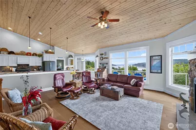 6426 Ivy Street, Anacortes, WA 98221 - Photo 11