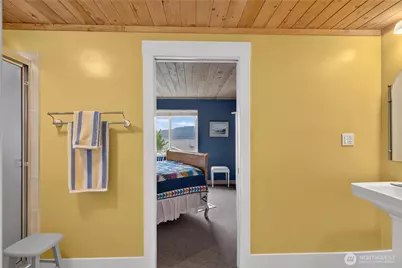 6426 Ivy Street, Anacortes, WA 98221 - Photo 35