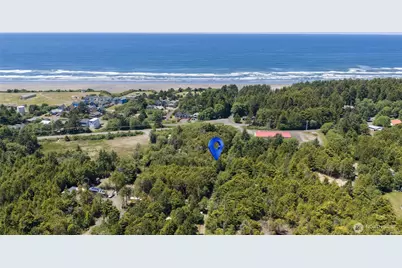 8 Biggs Avenue, Pacific Beach, WA 98550 - Photo 7