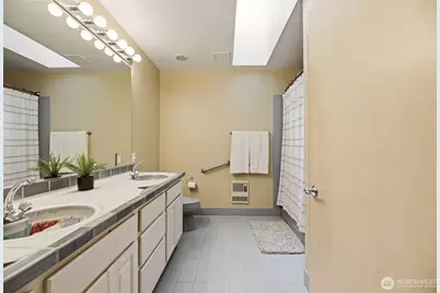 4225 Montgomery Place, Mount Vernon, WA 98274 - Photo 21