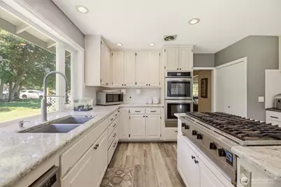 4225 Montgomery Place, Mount Vernon, WA 98274 - Photo 17