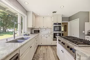 4225 Montgomery Pl, Mount Vernon, WA 98274 - Photo 17