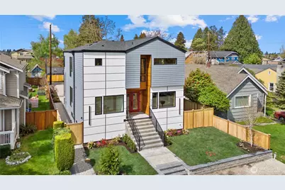 9535 Dayton Avenue N, Seattle, WA 98103 - Photo 3