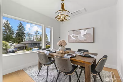 9535 Dayton Avenue N, Seattle, WA 98103 - Photo 17