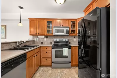 700 32nd Street #A412, Bellingham, WA 98225 - Photo 11
