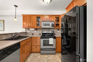 700 32nd St, Bellingham, WA 98225 - Photo 11