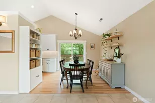 933 E Sharon Ave, Burlington, WA 98233 - Photo 9