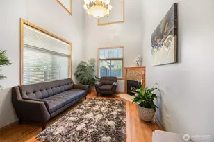 10821 Crestwood Dr S, Seattle, WA 98178 - Photo 7