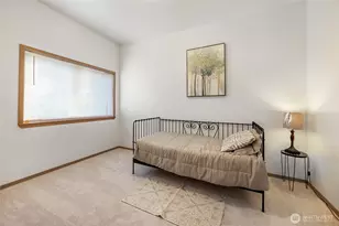 10821 Crestwood Dr S, Seattle, WA 98178 - Photo 33