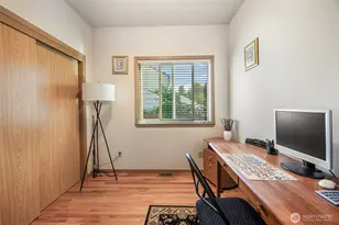 10821 Crestwood Dr S, Seattle, WA 98178 - Photo 15