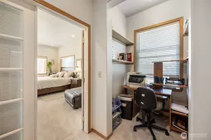 10821 Crestwood Dr S, Seattle, WA 98178 - Photo 21