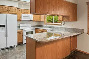 1324 Seneca St, Wenatchee, WA 98801 - Photo 9