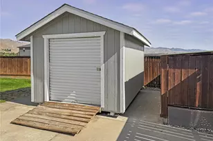 1324 Seneca St, Wenatchee, WA 98801 - Photo 25