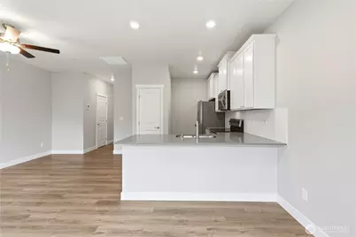 8405 Gilman Way, Arlington, WA 98223 - Photo 9