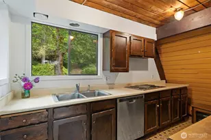 4150 E North Island Dr, Shelton, WA 98584 - Photo 9