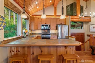 31 E Bowsprit Ln, Union, WA 98592 - Photo 9