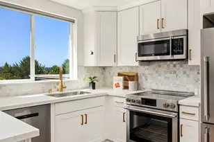 7747 2nd Ave NE, Seattle, WA 98115 - Photo 23