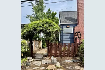 4432 SW 102nd Street, Seattle, WA 98146 - Photo 3