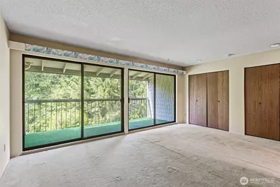 22703 Lakeview Drive #E1, Mountlake Terrace, WA 98043 - Photo 13