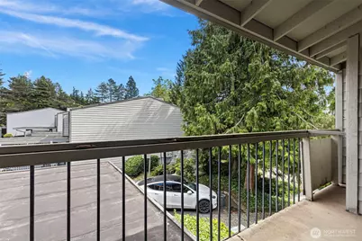 22703 Lakeview Drive #E1, Mountlake Terrace, WA 98043 - Photo 21