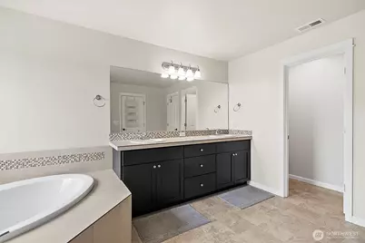 18721 138th Street Ct E, Bonney Lake, WA 98391 - Photo 35