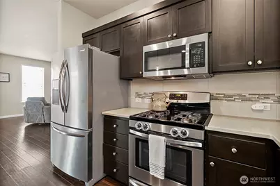 18721 138th Street Ct E, Bonney Lake, WA 98391 - Photo 17