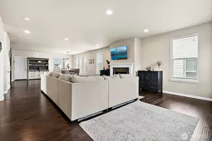 18721 138th St Ct E, Bonney Lake, WA 98391 - Photo 3