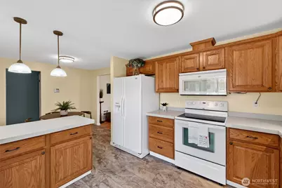 1501 S 81st Street, Tacoma, WA 98408 - Photo 9