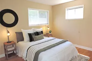 10233 10th Ave SW, Seattle, WA 98146 - Photo 5