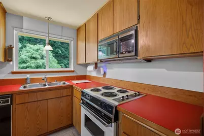 313 147th Avenue SE, Snohomish, WA 98290 - Photo 31