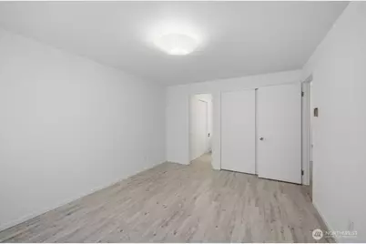 914 6th Avenue N #201, Seattle, WA 98109 - Photo 19