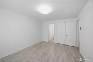 914 6th Ave N, Seattle, WA 98109 - Photo 19