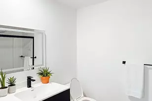 131 S 106th, Seattle, WA 98168 - Photo 11