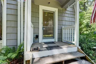 5618 NE Arrowhead Pl, Poulsbo, WA 98370 - Photo 3