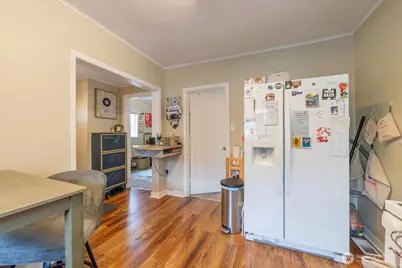 7945 9th Avenue SW, Seattle, WA 98106 - Photo 17