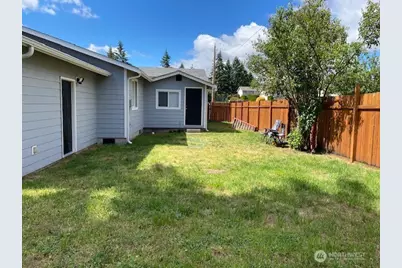 416 McKenzie Avenue SW, Yelm, WA 98597 - Photo 5