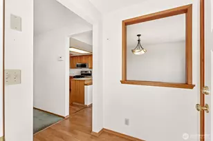 442 E 31st St, Bremerton, WA 98310 - Photo 3