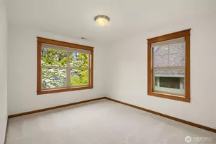 1905 NE 125th St, Seattle, WA 98125 - Photo 15
