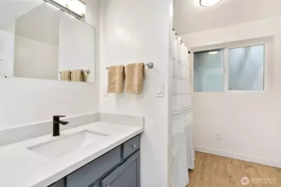 6046 NE 204th Street, Kenmore, WA 98028 - Photo 15