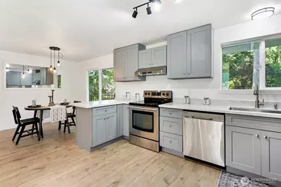 6046 NE 204th Street, Kenmore, WA 98028 - Photo 7