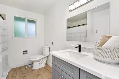 6046 NE 204th Street, Kenmore, WA 98028 - Photo 9