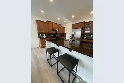 3914 178th Place SE, Bothell, WA 98012 - Photo 3