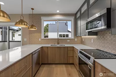 119 NW 112th Street, Seattle, WA 98177 - Photo 5