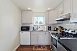 6105 S 124th St, Seattle, WA 98178 - Photo 9