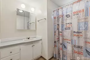 8516 Pepperidge Ln SE, Yelm, WA 98597 - Photo 17