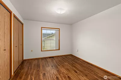 108 Carl Sandburg Drive, Centralia, WA 98531 - Photo 17